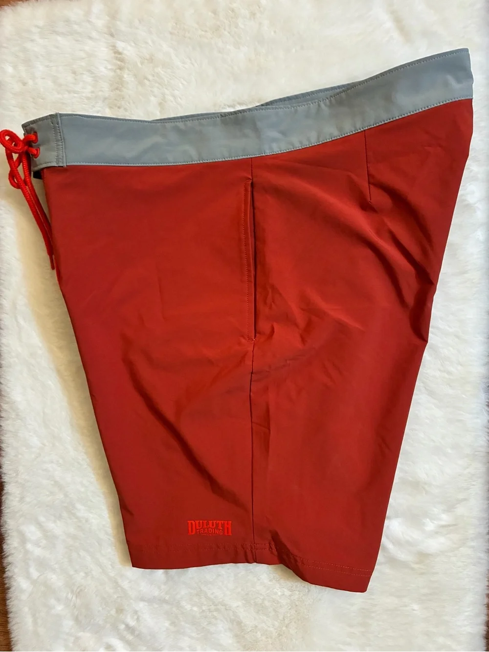 Duluth Trading Mens DuluthFlex Bull Moose 9” Board Shorts Orange Rust Gray Sz 34